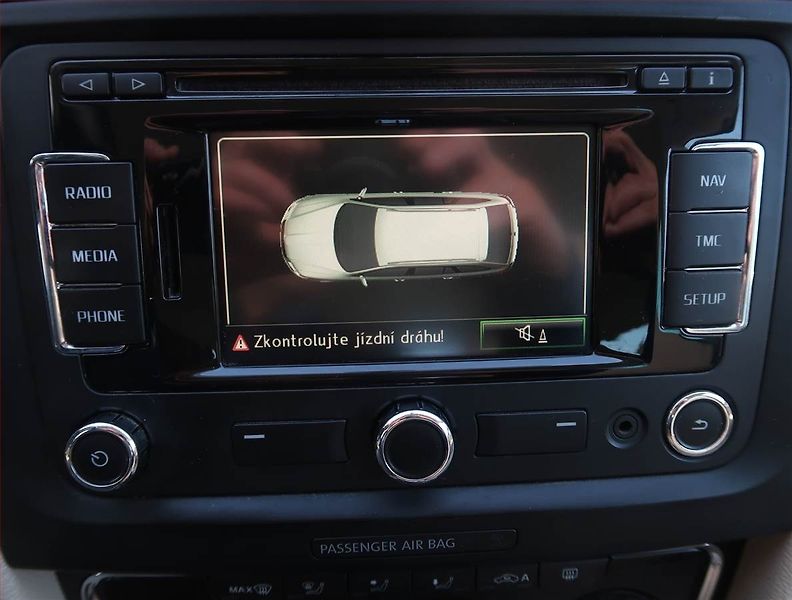 Škoda Superb (2014) Elegance 2.0 TDI, Automat - fotka 14 z 16