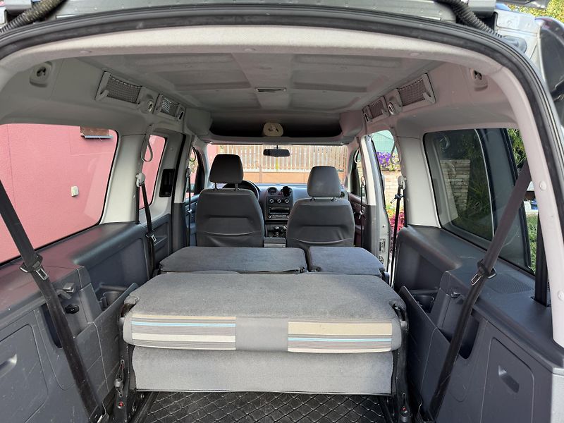 Volkswagen Caddy (2014) - fotka 8 z 12