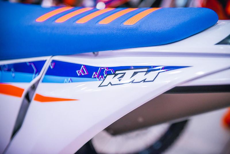 KTM 250 EXC SIX DAYS Nová 0MTH  - fotka 48 z 58