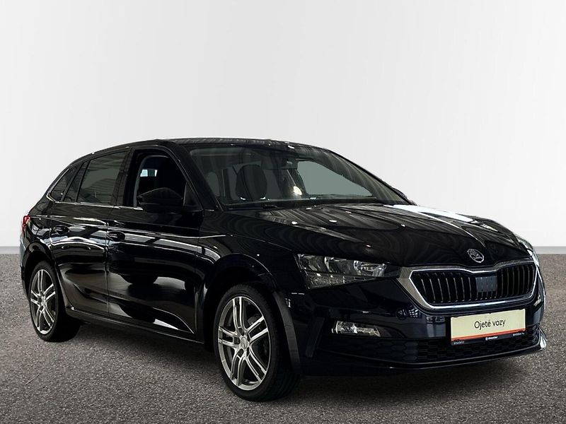 Škoda Scala Hatchback - fotka 14 z 24