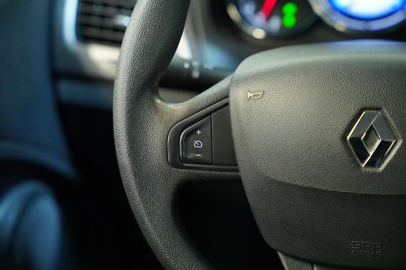 Renault Fluence - fotka 16 z 25