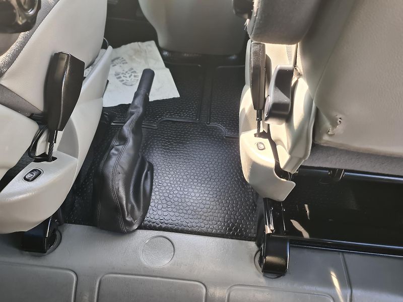 Opel Vivaro (2011) 2.0 CDTi 84-KW 8-MÍST OLOMOUC - fotka 26 z 75