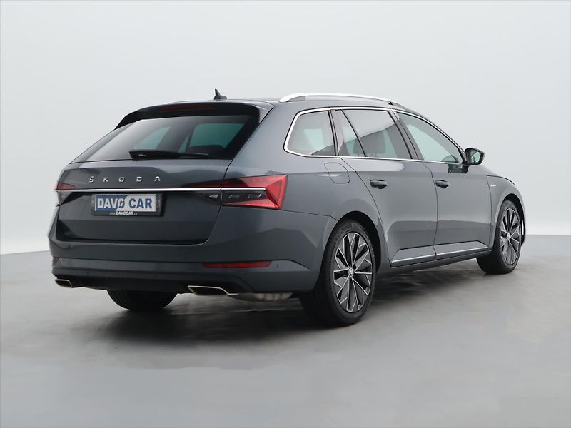 Škoda Superb 2,0 TSI 200kW L&K 4x4 DSG DPH - fotka 7 z 36