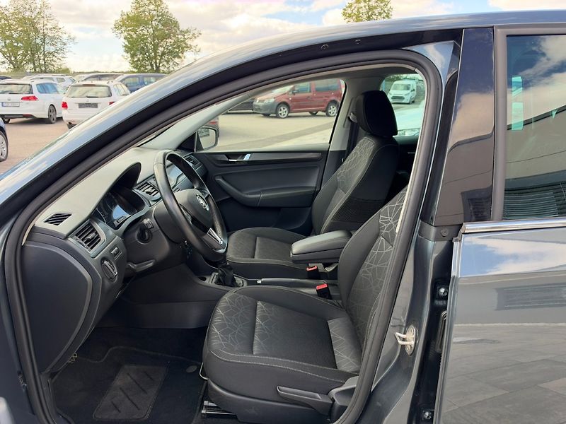 Škoda Rapid (2018) Clever 1.0 TSI 70kW - fotka 10 z 30