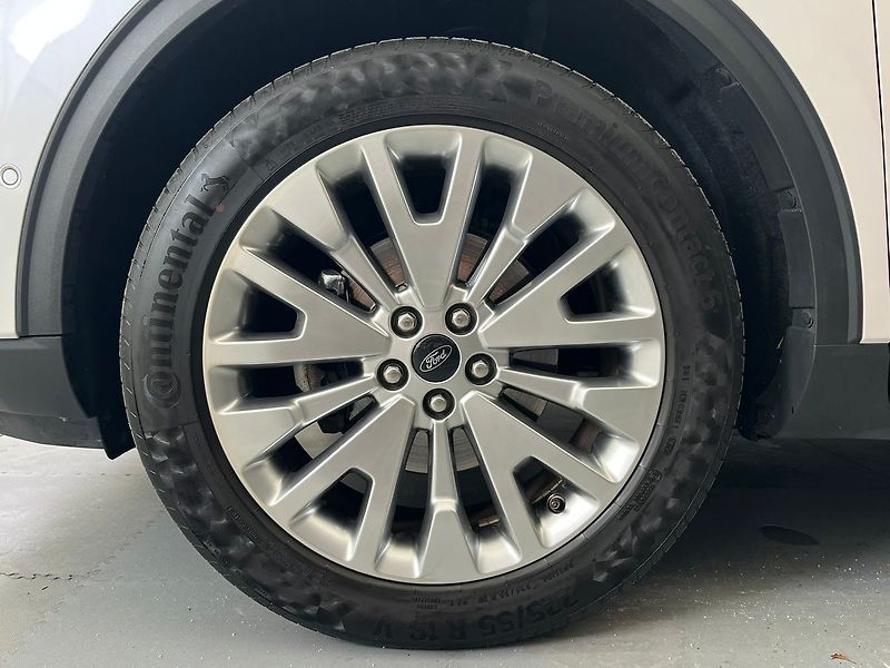 Ford Kuga 2,0 EB  140 kW AWD Titanium - fotka 47 z 58