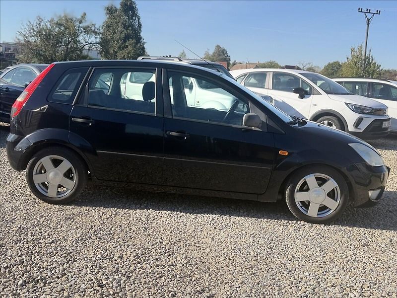 Ford Fiesta 1,4 TDCi KLIMA - fotka 4 z 22
