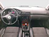 Volkswagen Passat (2005) Highline 1.9 TDI, nová STK - náhled 8