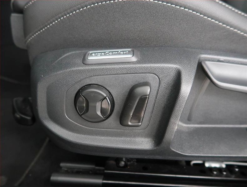 Volkswagen Arteon (2023) R-line 2.0 TDI - fotka 23 z 24