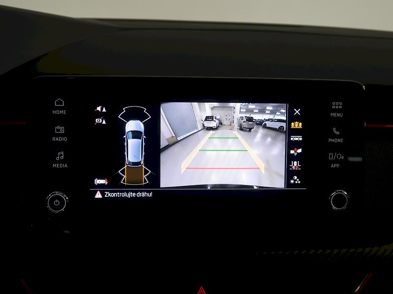 Škoda Scala (2025) MONTE CARLO 1.5TSI 110KW DSG - fotka 29 z 40