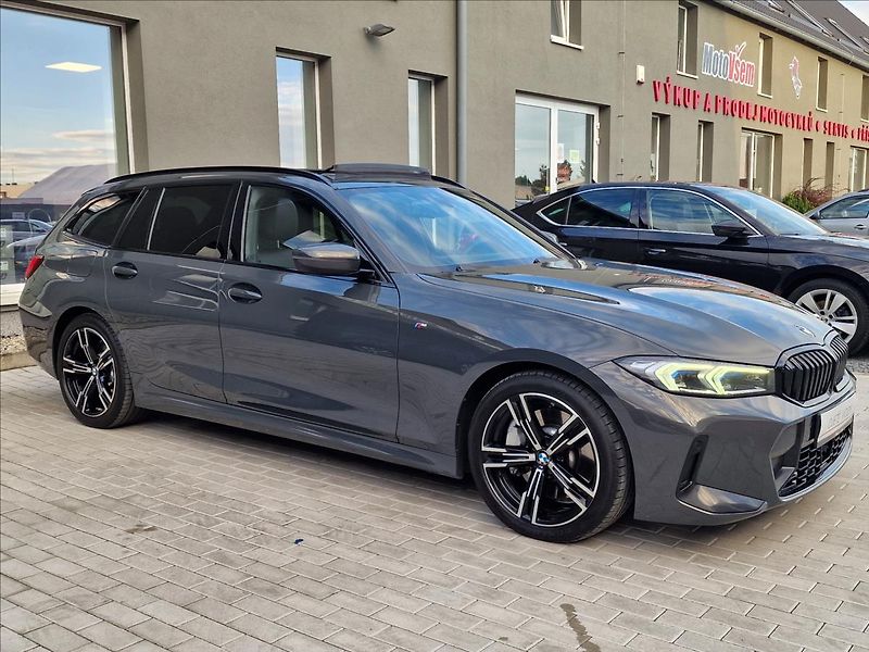 BMW Řada 3 330d Xdrive M-Sport ČR,1.Maj. - fotka 2 z 50