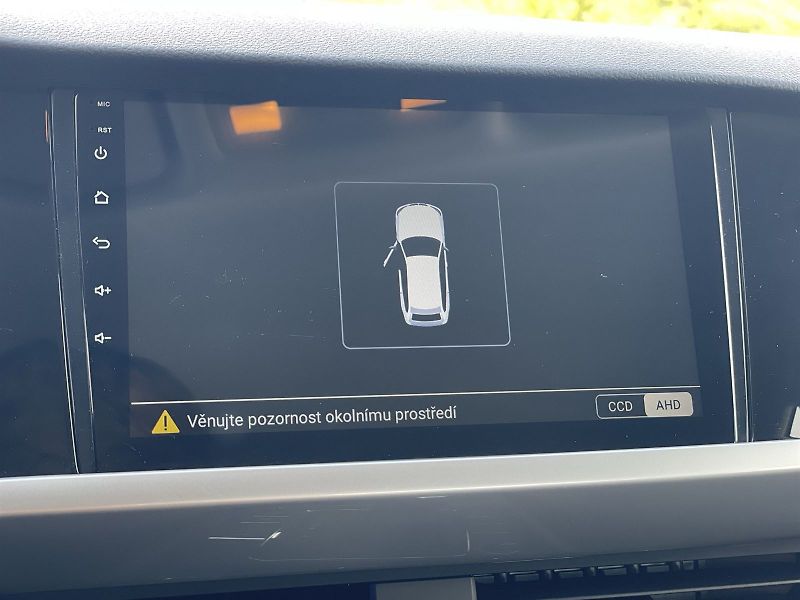 Volkswagen Bora (2019) E- 100 kW DSG - fotka 12 z 21