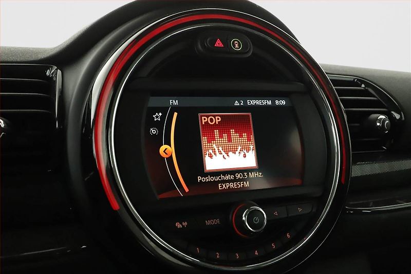 Mini Clubman (2018) Cooper, Automat, Park. senzory - fotka 9 z 14