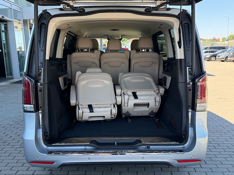 Mercedes-Benz EQV 300 L - fotka 13 z 32