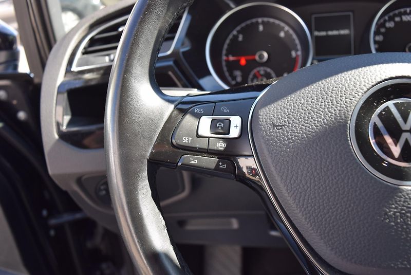 Volkswagen Touran (2021) 2.0TDI 110kw DSG 7MÍST HIGHLIN - fotka 36 z 50