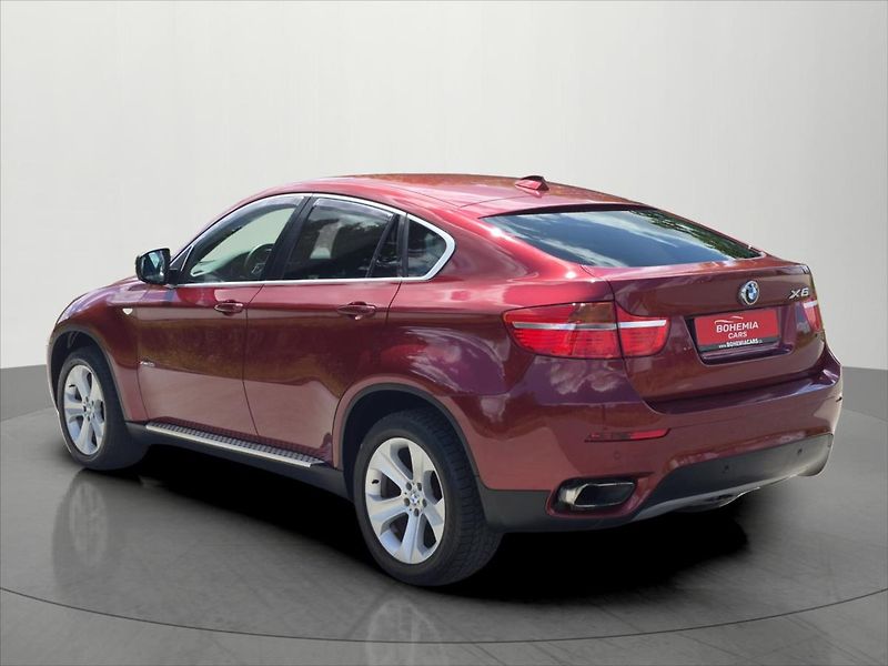 BMW X6 3,0 225 Kw 35i xDrive ČR 2.maj - fotka 5 z 19