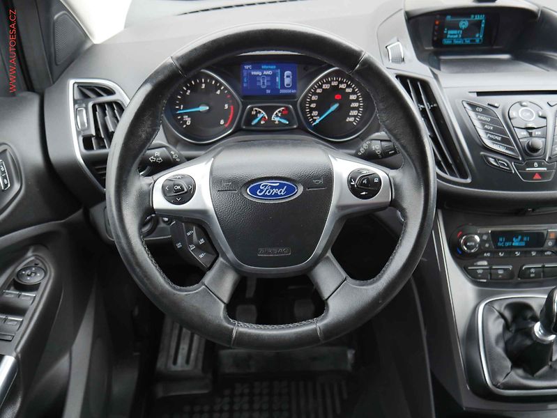 Ford Kuga (2015) 2.0TDCi 4x4, 2.maj,ČR - fotka 13 z 19