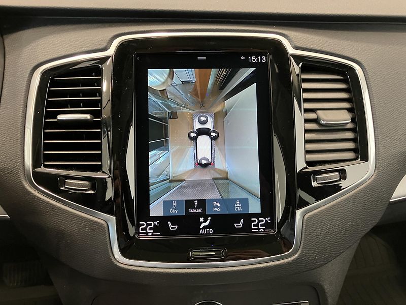 Volvo XC90 B5 AWD Momentum AT8 - fotka 36 z 48