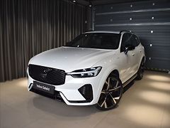 Volvo XC60 2,0 T8 AWD Ultra B&W,masáže, - fotografie inzerátu