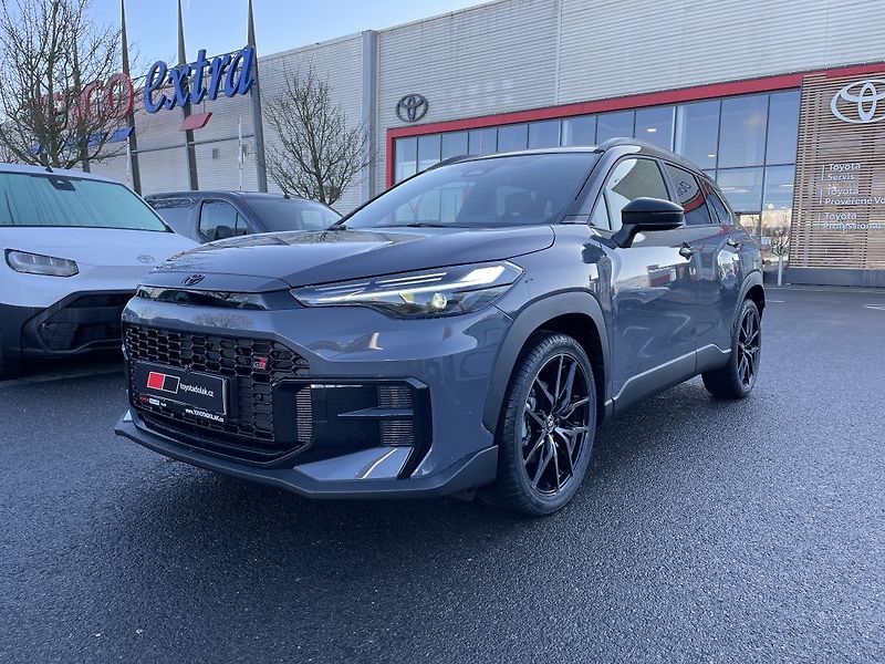 Toyota Corolla Cross 2.0 Hybrid GR Sport - fotka 10 z 30
