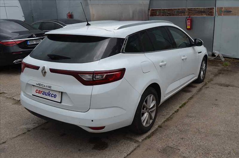 Renault Mégane (2016) GRANDTOUR 1,5 DCI - fotka 4 z 24