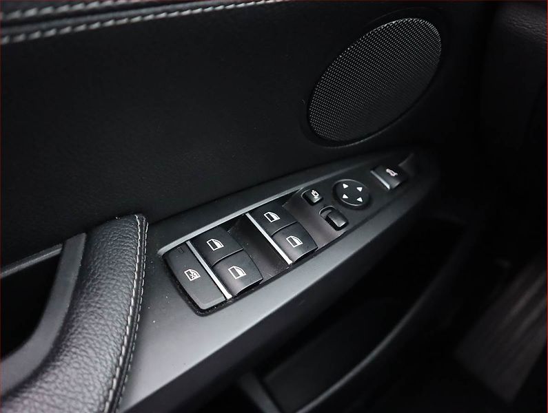 BMW X4 (2017) xDrive20d, 4X4, Automat - fotka 19 z 22