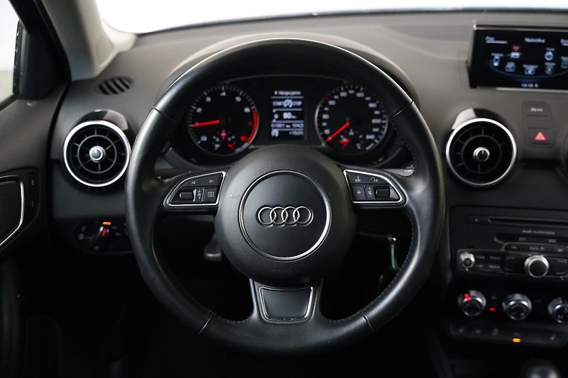 Audi A1 - fotka 17 z 25