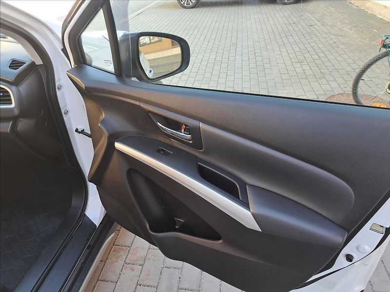 Suzuki SX4 S-Cross 1,6 DDiS - fotka 55 z 58