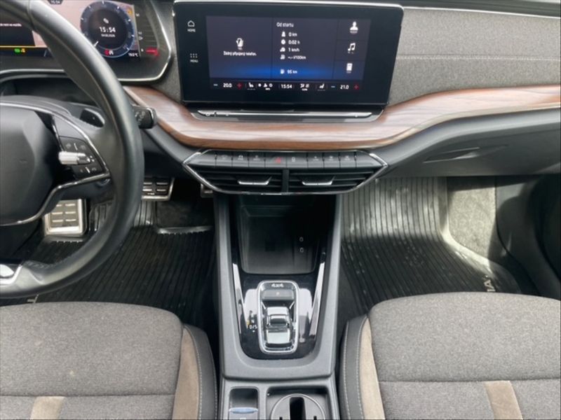 Škoda Octavia 2,0 TDI Scout 4x4 DSG - fotka 10 z 11