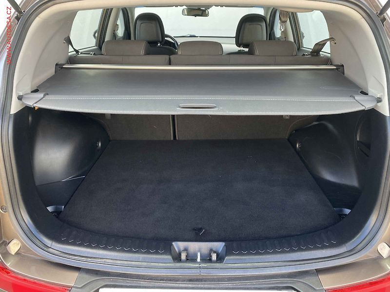 Kia Sportage (2013) 1.6 GDi 2WD, Vision - fotka 7 z 15
