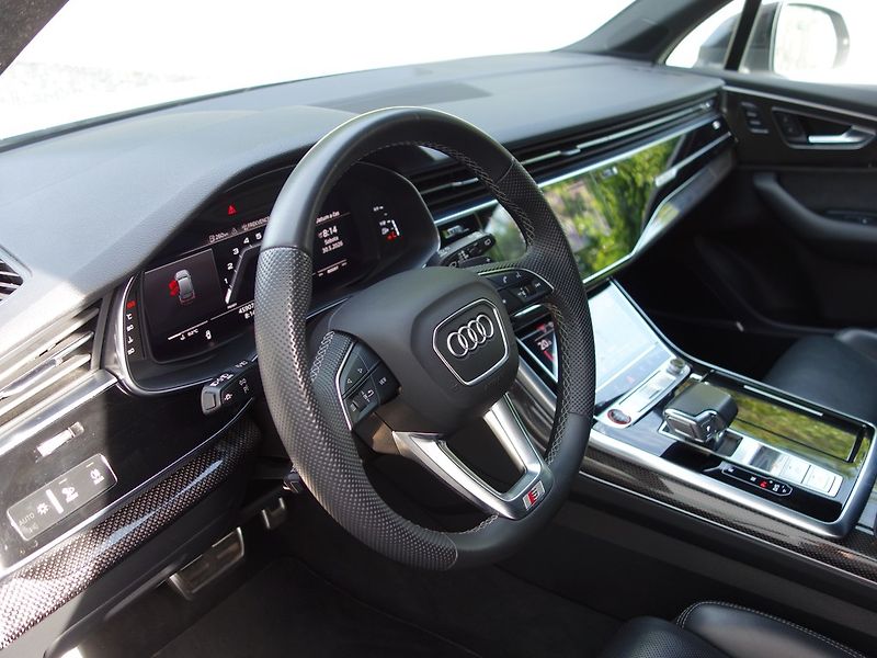 Audi SQ7 (2022) 4.0*TFSI*373KW*TOP-VÝB*ZÁRUKA! - fotka 12 z 50