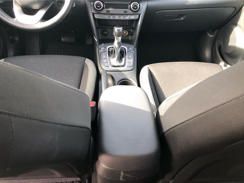 Hyundai Kona 1,6 CRDI 4x4 AT - fotka 22 z 27