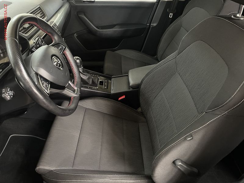 Škoda Superb (2015) 1.4 TSi, Xenon, panor - fotka 8 z 15