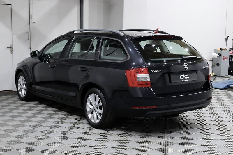 Škoda Octavia 3 FL Combi 1.4 TSI 110 kW DSG - fotka 5 z 31