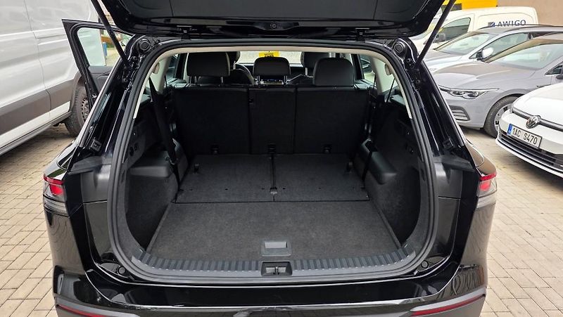 Volkswagen Tayron (2025) 1.5 eTSI 110kW DSG7 TZ záruka - fotka 12 z 37