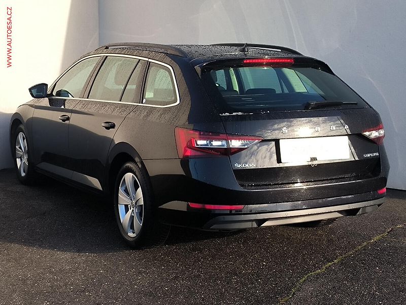Škoda Superb (2019) 2.0TDI, ČR, Ambition, DSG - fotka 6 z 24