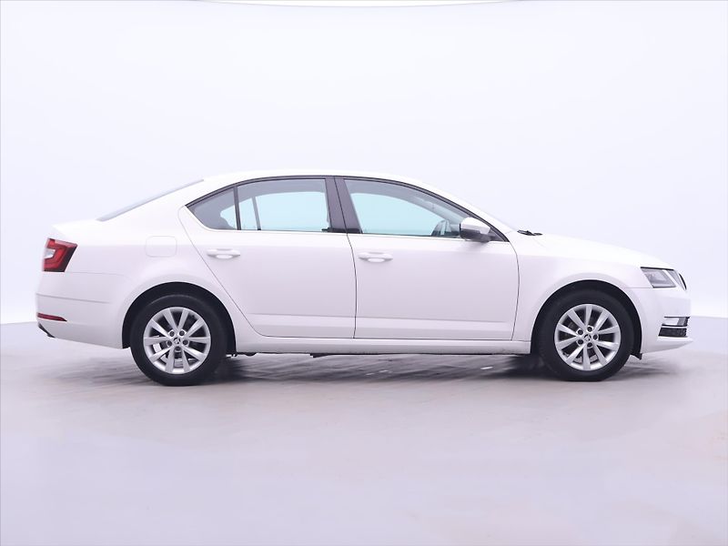 Škoda Octavia 1,6 TDI 81kW Style CZ - fotka 8 z 29