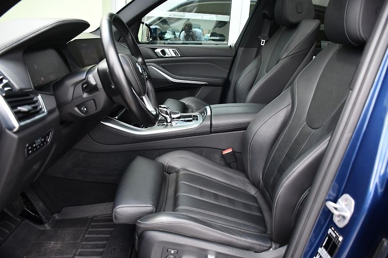 BMW X5 xDrive30d PANO TAŽNÉ 2XALU - fotka 13 z 42