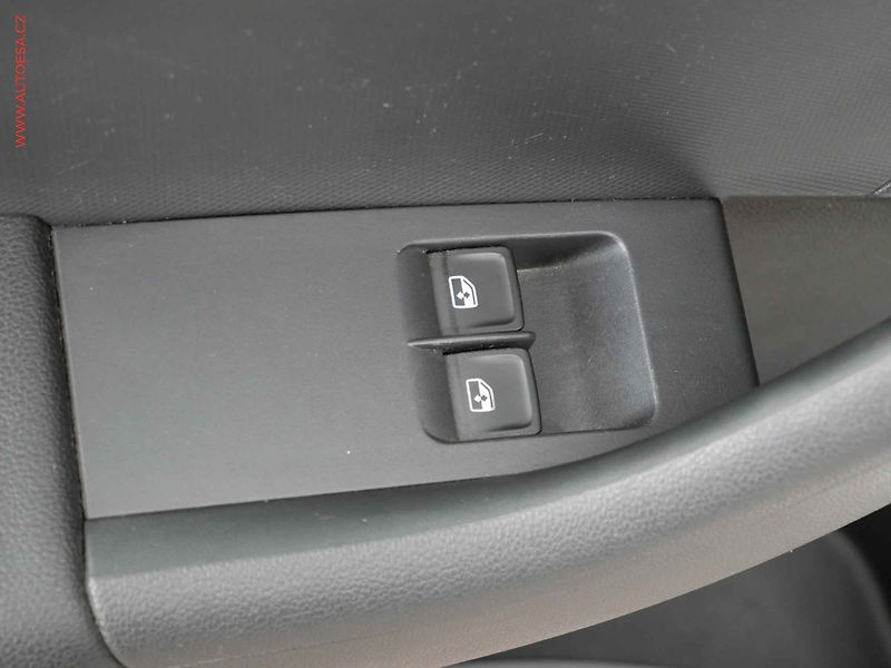 Škoda Rapid (2015) 1.4 TDi, ČR, Ambiente - fotka 11 z 16