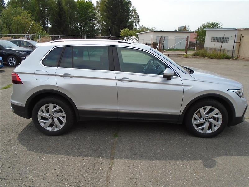 Volkswagen Tiguan 1,4   eHybrid PHEV-MATRIX - fotka 5 z 29