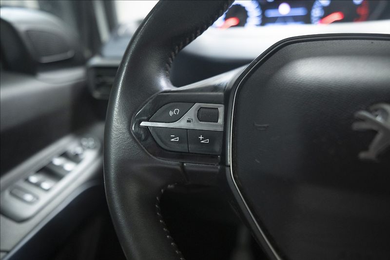 Peugeot Rifter 1,5 BlueHDi KAMERA 7 MÍST ČR - fotka 23 z 37