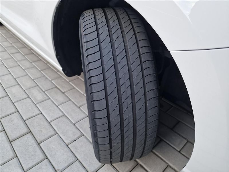 Hyundai i30 1.0T-Gdi Smart Kombi,ČR,1.Maj - fotka 43 z 50