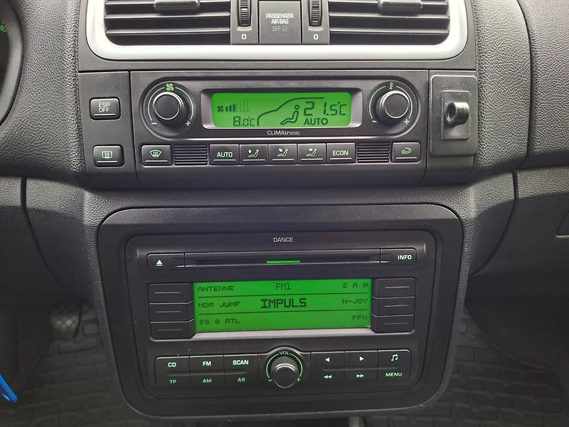 Škoda Roomster (2008) 1.4i 16V 63kW -VÝBAVA - fotka 14 z 35