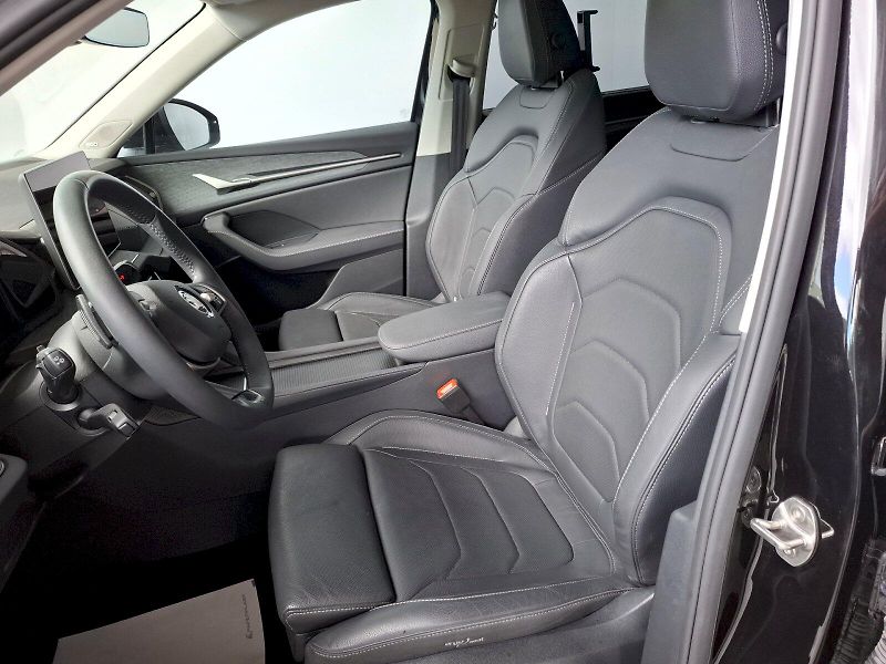 Škoda Kodiaq (2024) Exclusive Selection 4X4 TD 142 - fotka 10 z 30