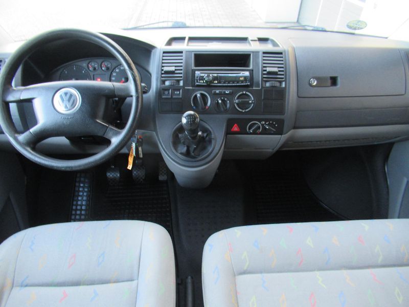 Volkswagen Transporter T5 1.9 TDI KLIMA 9 MÍST - fotka 11 z 22