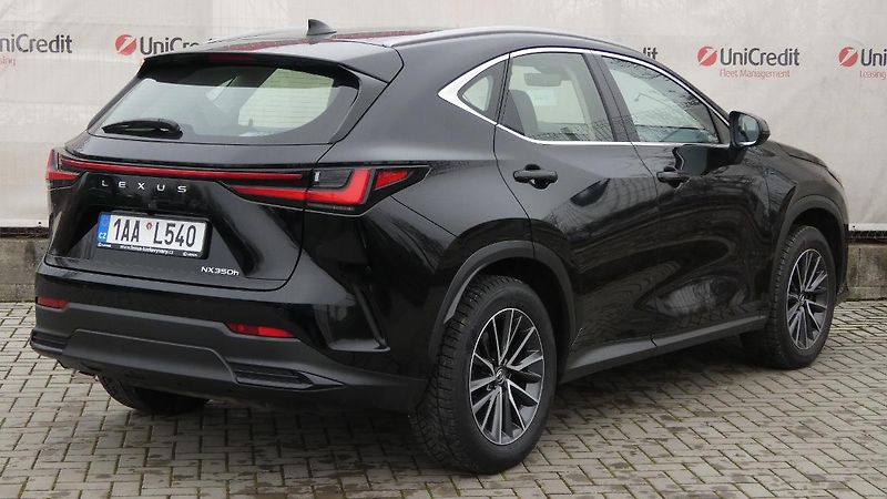 Lexus NX 350h 2.5 E-CVT Comfort Top - fotka 3 z 21