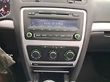 Škoda Octavia (2010) Ambiente 1.6 TDI, Serv.kniha - náhled 12