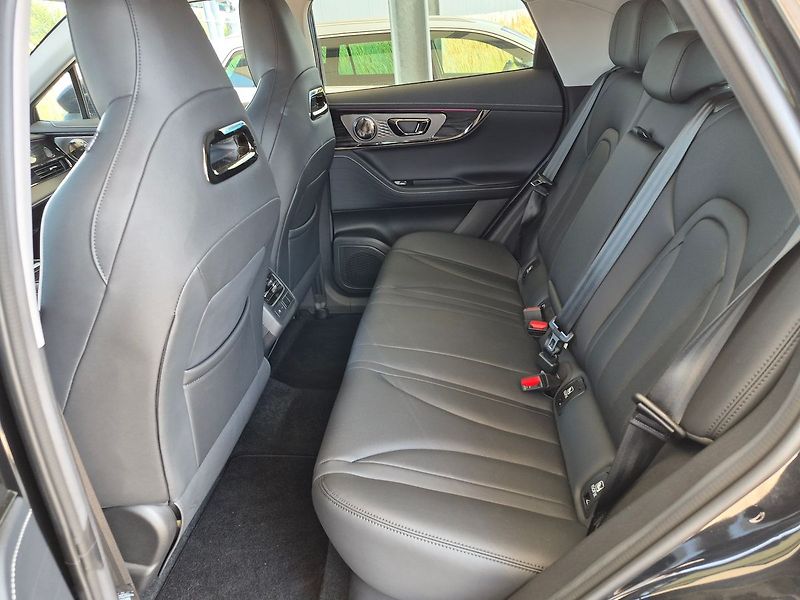 Omoda 5 1,6 TDGi Comfort 108 kW - fotka 6 z 20