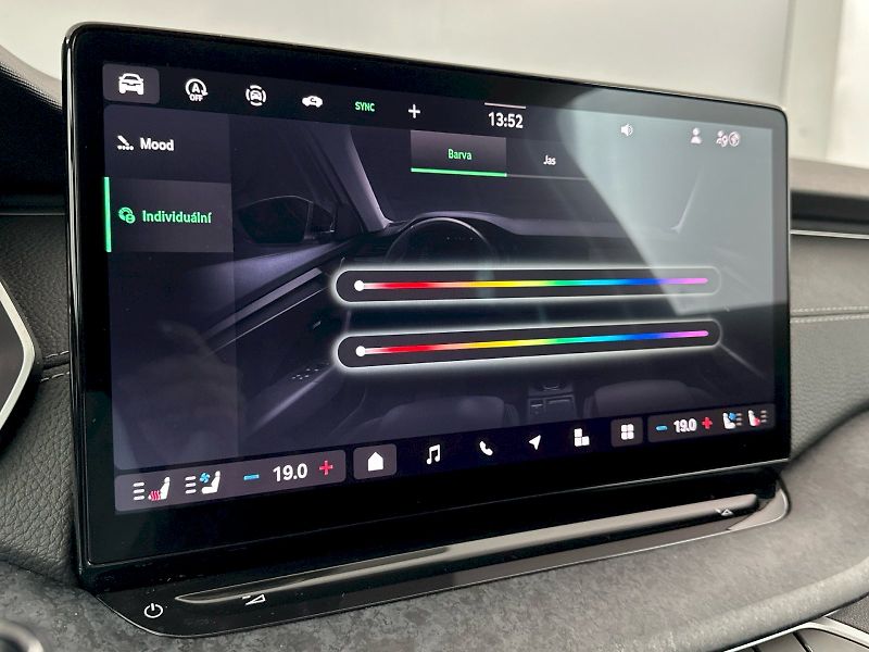 Škoda Octavia (2025) Combi DSG 2.0TDI 110kW Exclusi - fotka 21 z 37