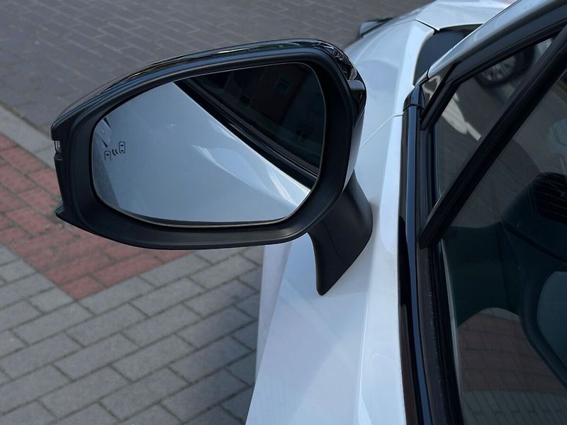 Toyota C-HR 1.8 Style - fotka 20 z 20