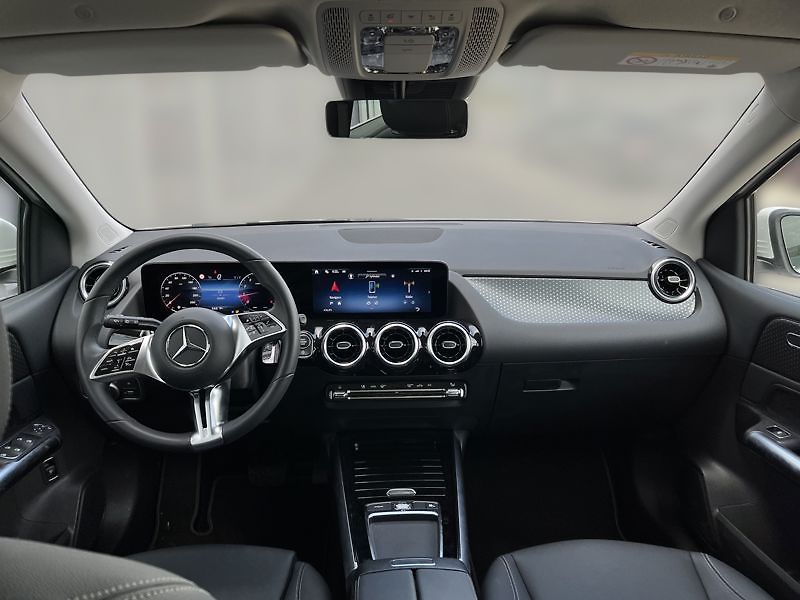 Mercedes-Benz Třídy B B-Třída 200 Progressive Line - fotka 14 z 21